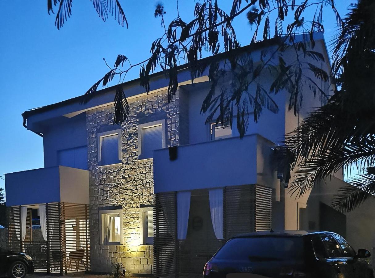 Apartment House Gaia Gajac Esterno foto